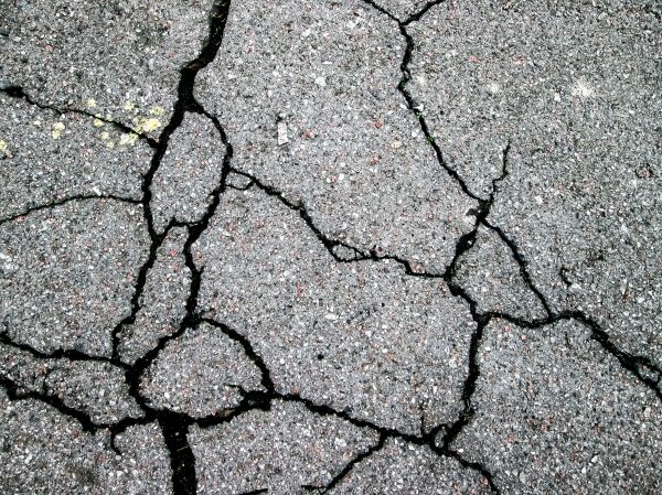 Cost of Driveway Crack Filling in Chattanooga